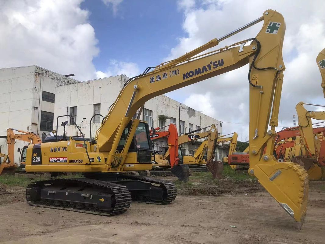 بیل مکانیکی دست دوم کوماتسو PC220-8 بیل مکانیکی 22 تنی دست دوم Komatsu PC220