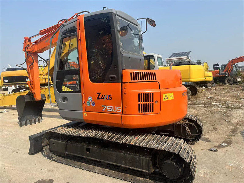 استفاده شده مینی حفاری Hitachi ZX75US استفاده شده 7.5 تن Hitachi ZX75 مینی حفاری حفاری