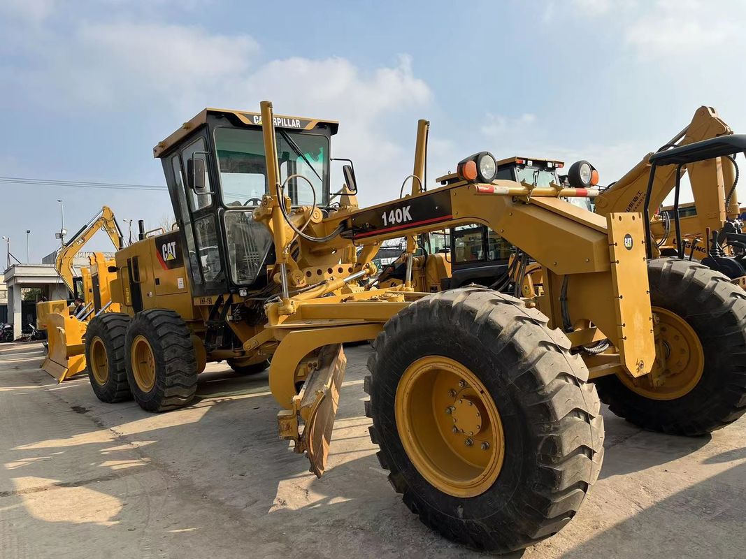 استفاده شده Caterpillar Motor Grader 140K در انبار دست دوم Cat 140 Motor Grader