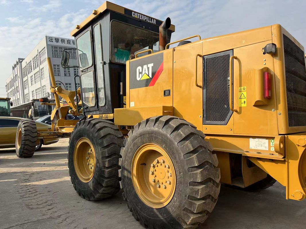 استفاده شده Caterpillar Motor Grader 140K در انبار دست دوم Cat 140 Motor Grader