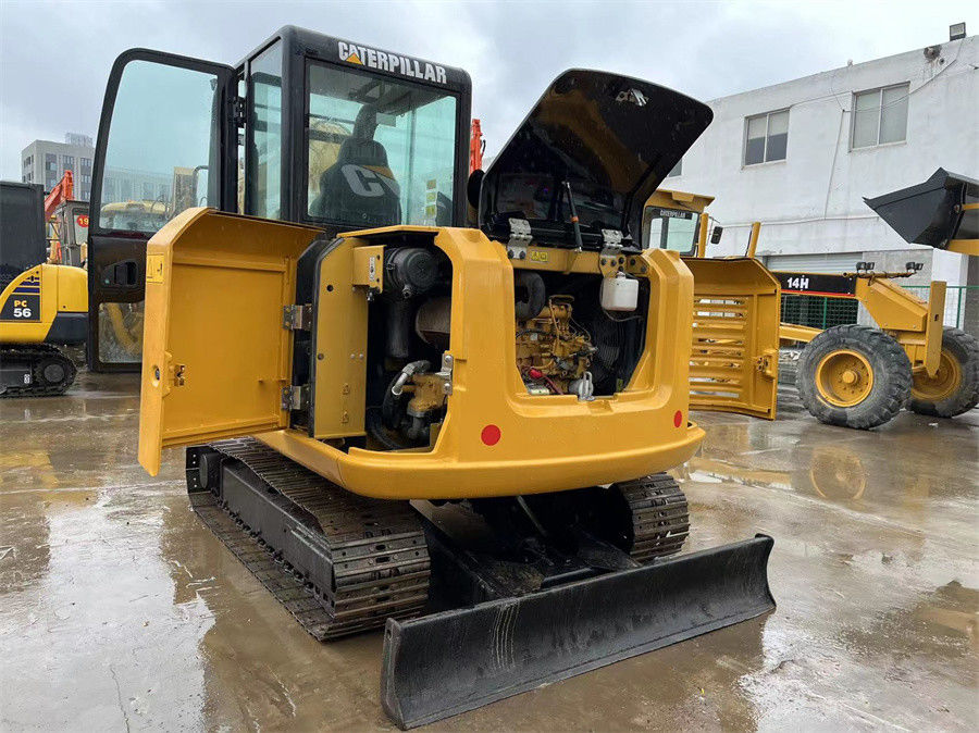 حفاری کوچک CAT 305.5E2 حفاری هیدرولیکی استفاده شده وزن 5 تن با تیغه