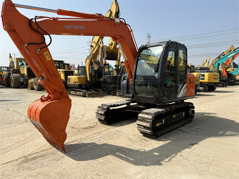 حفاری مینی استفاده شده هیتاچی ZX70 با مسیر لاستیکی