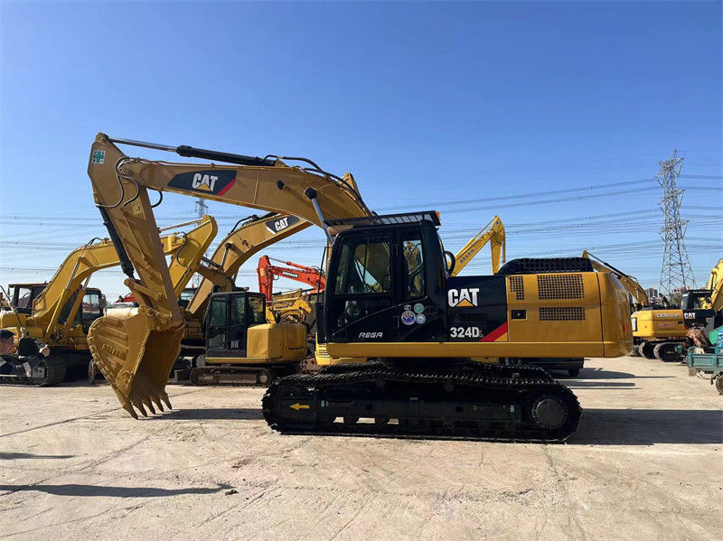 24 تن استفاده شده CAT 324DL Excavator با موتور C7
