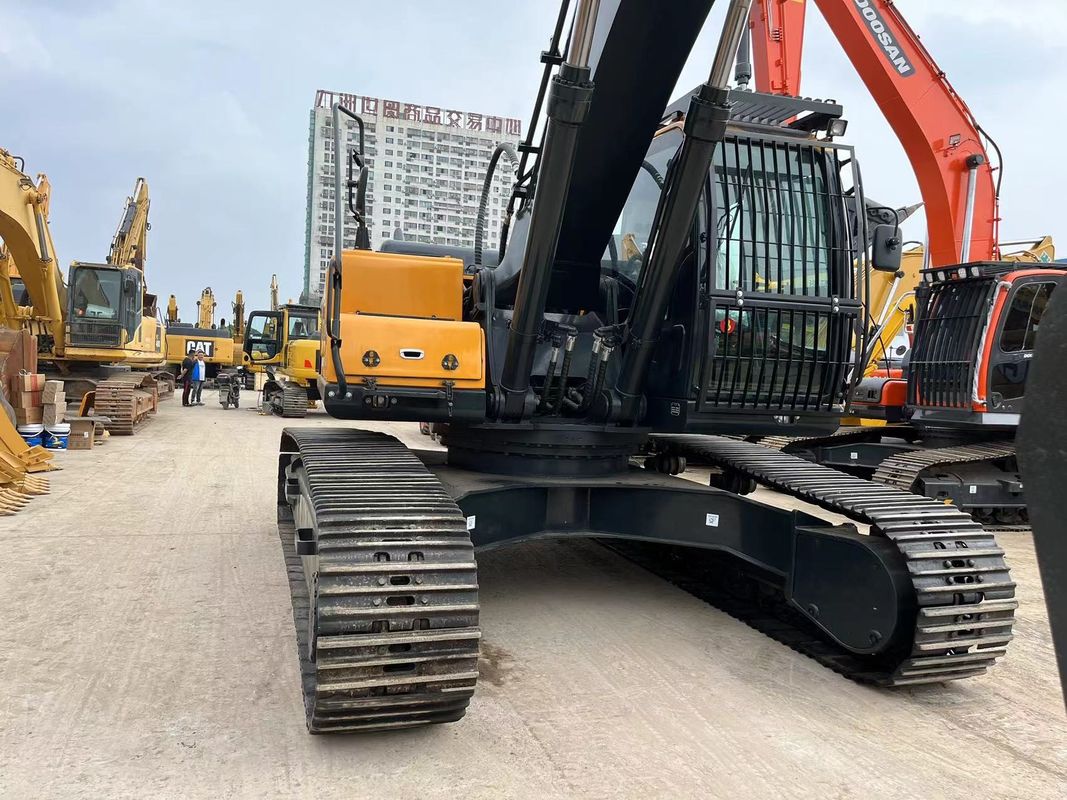 330LC-9S استفاده شده حفاری 210 KW قدرت موتور برای عملکرد صاف و سریع