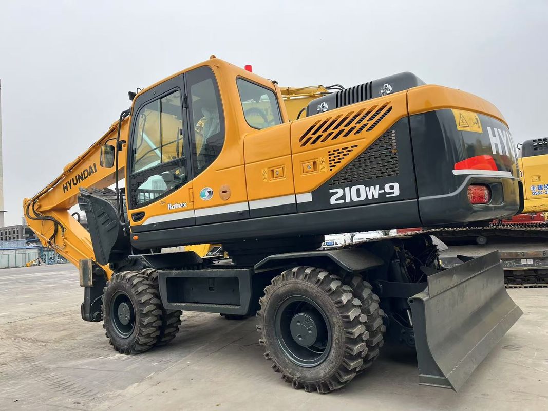 نوع جابجا شده Hyundai R210W-9 حفاری چرخ 21 تن حفاری چرخ Hyundai استفاده شده