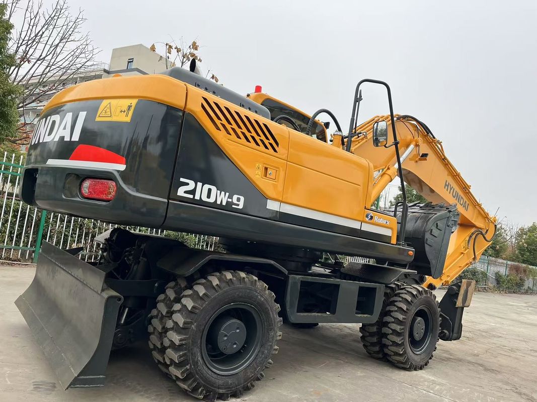 نوع جابجا شده Hyundai R210W-9 حفاری چرخ 21 تن حفاری چرخ Hyundai استفاده شده