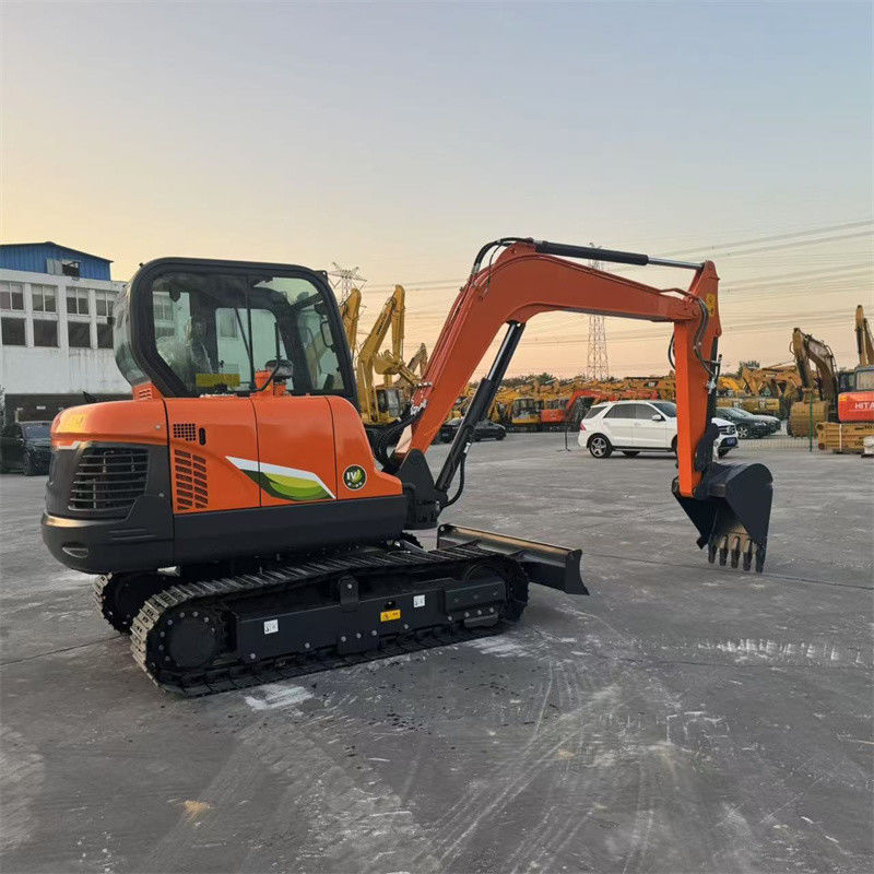 ميني Excavator جدید دوسان DX60E-10N ميني Excavator کرولر 6 تن دوسان