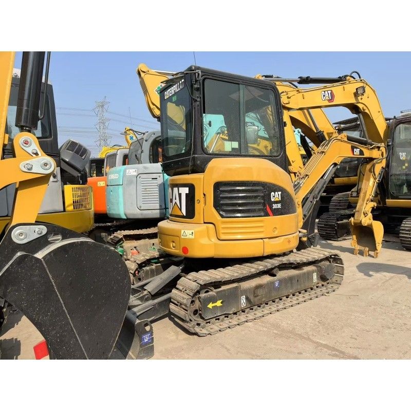 حفاری کوچک CAT 303E مورد استفاده برای سایت های ساختمانی کوچک و فضاهای تنگ