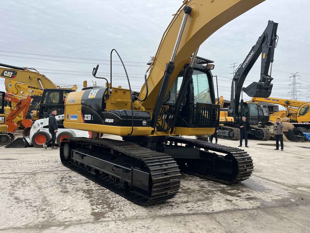 کاوشگر متراکم CAT 323DL مورد استفاده برای ساخت و ساز