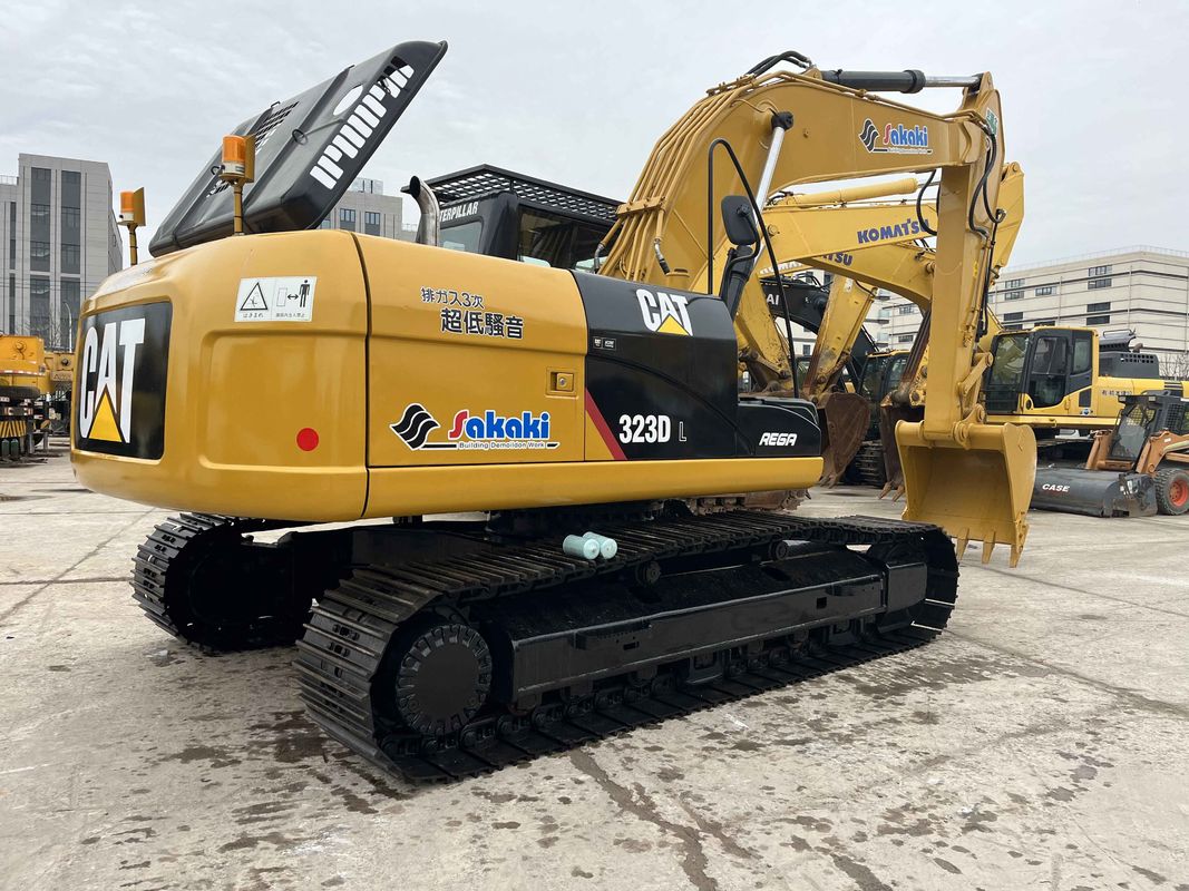 کاوشگر متراکم CAT 323DL مورد استفاده برای ساخت و ساز
