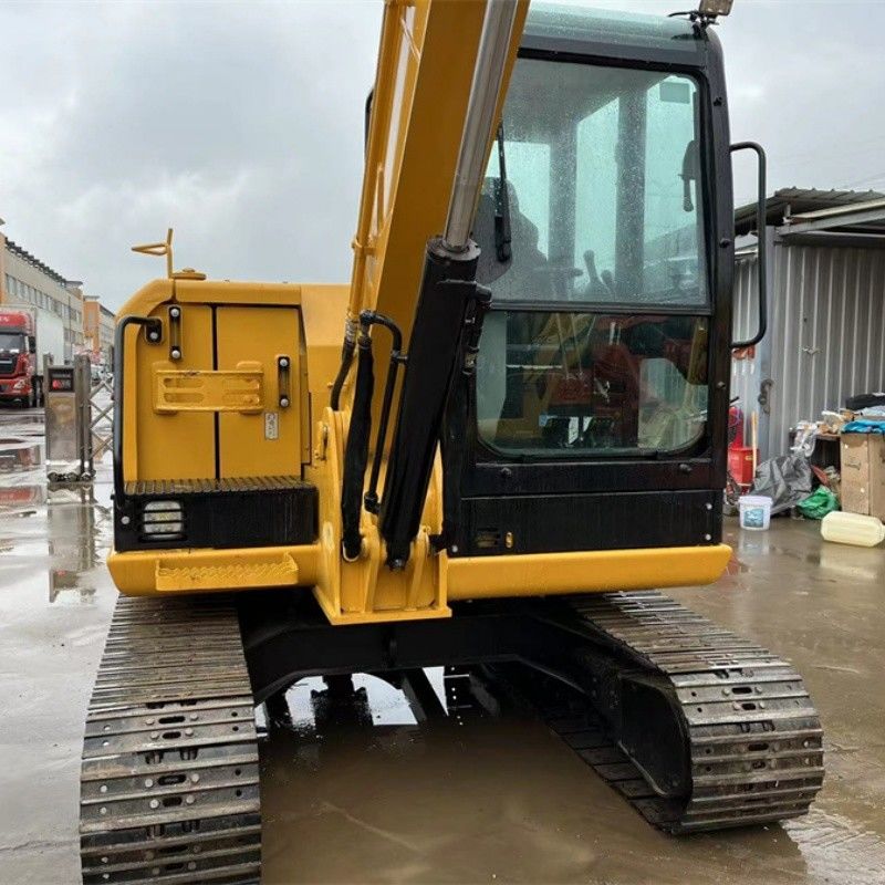 حفاری کوچک 5 تن CAT 305.5E2 با موتور دیزل C2.4