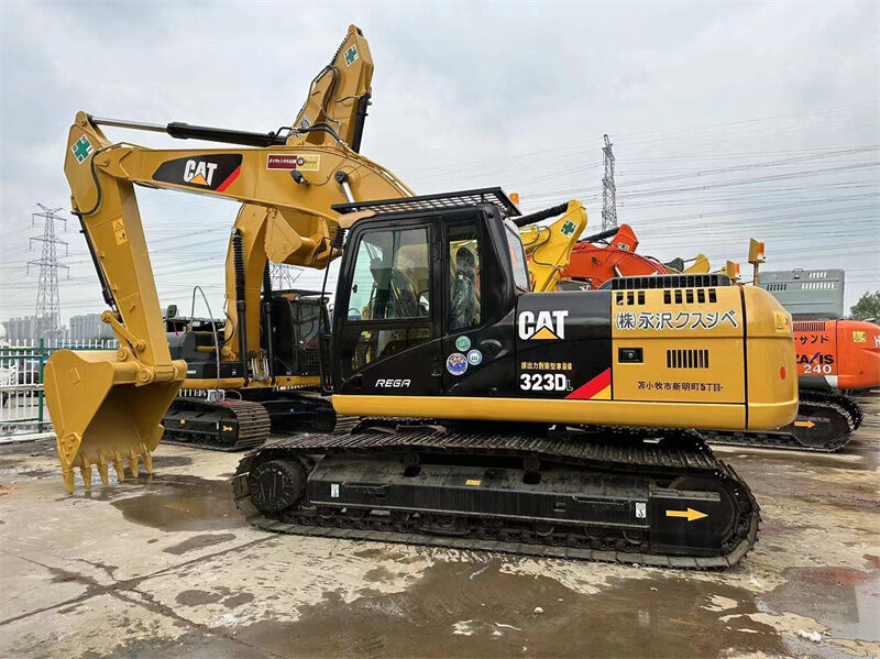 استفاده شده Caterpillar Excavator Cat 320DL دستگاه متوسط طراحی شده برای طولانی مدت زمان پایین و در شرایط مختلف کار