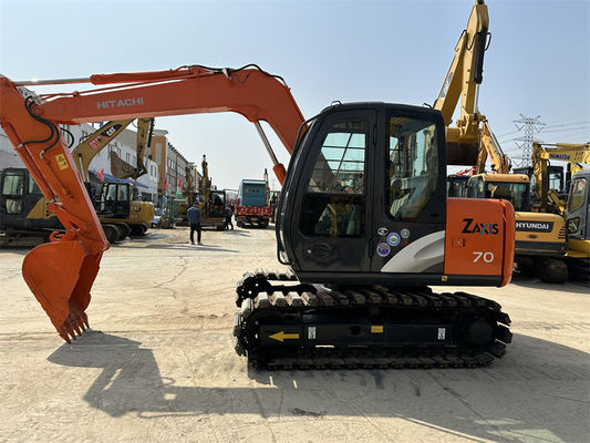 حفاری مینی استفاده شده هیتاچی ZX70 با مسیر لاستیکی