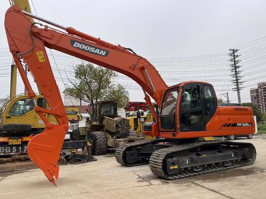 حفاری دوسان DX225 استفاده شده حفاری دوسان متوسط
